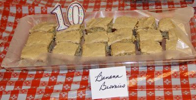 BANANA BREAD BARS WITH BROWN BUTTER FROSTING