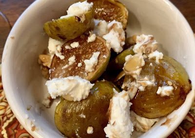 BALSAMIC ROASTED FIGS WITH GOAT CHEESE (Adapted from Jennifer Garner)